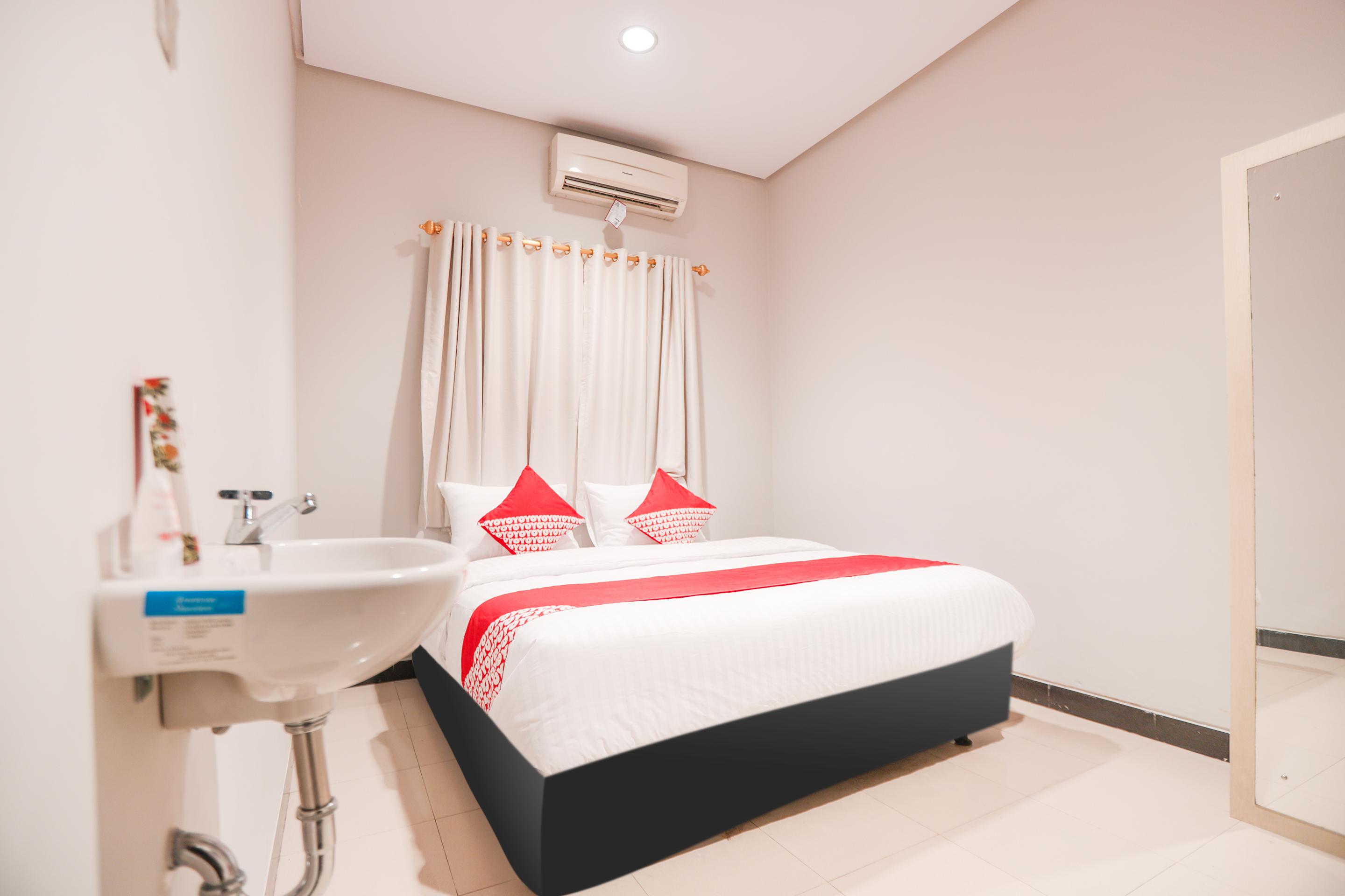 Oyo 148 Cempaka Place Homestay Yakarta Exterior foto