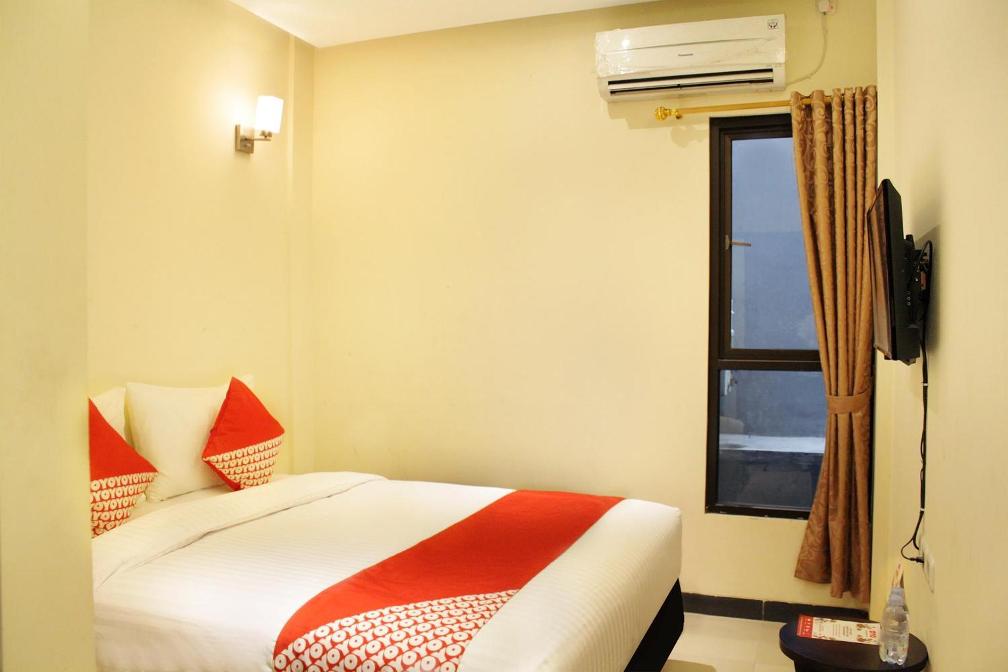 Oyo 148 Cempaka Place Homestay Yakarta Exterior foto